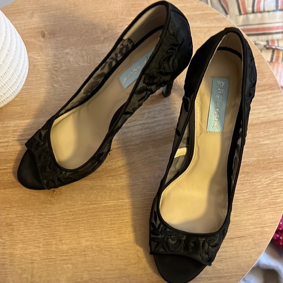 Betsey Johnson Heels - Picture 1 of 8